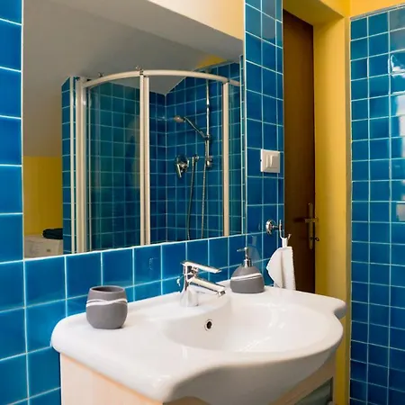 Z8 Tinas Roof - Loft Overlooking Old Town